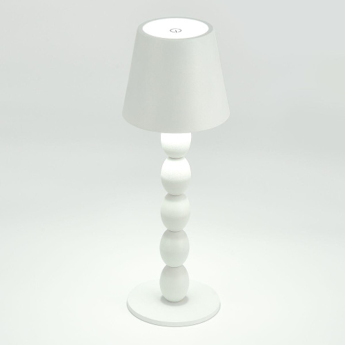 Настольная лампа ST Luce Ease SL1011.504.01 Настольная лампа ST Luce Ease SL1011.504.01
