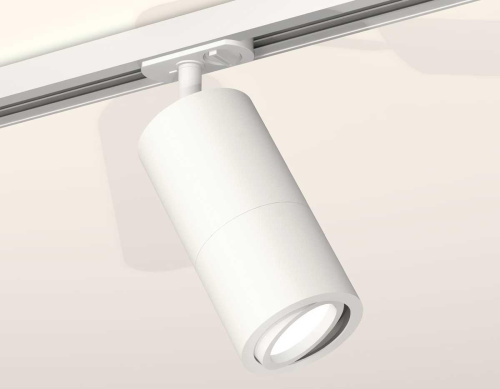 Комплект трекового светильника Ambrella light Track System XT (A2536, C7421, A2011, C7401, N7001) XT7401080 Комплект трекового светильника Ambrella light Track System XT (A2536, C7421, A2011, C7401, N7001) XT7401080