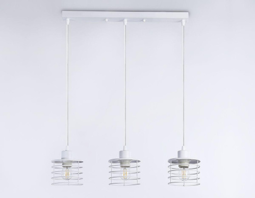 Подвесной светильник Ambrella light Traditional TR8072