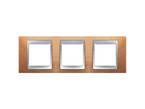 Рамка 3-постовая Schneider Electric Unica Top MGU66.006.0M2 Рамка 3-постовая Schneider Electric Unica Top MGU66.006.0M2