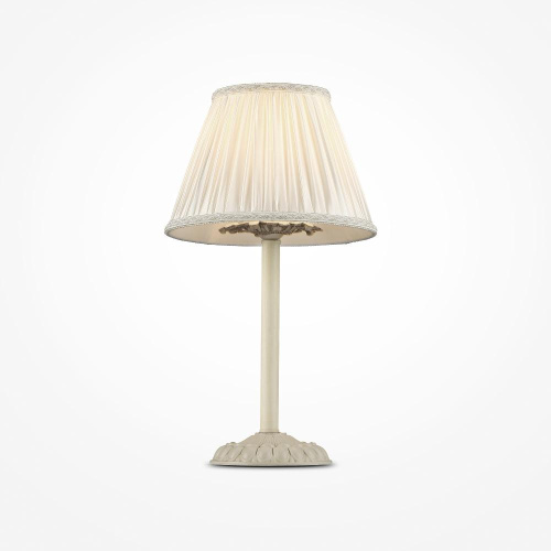 Настольная лампа Maytoni Olivia ARM326-00-W Настольная лампа Maytoni Olivia ARM326-00-W