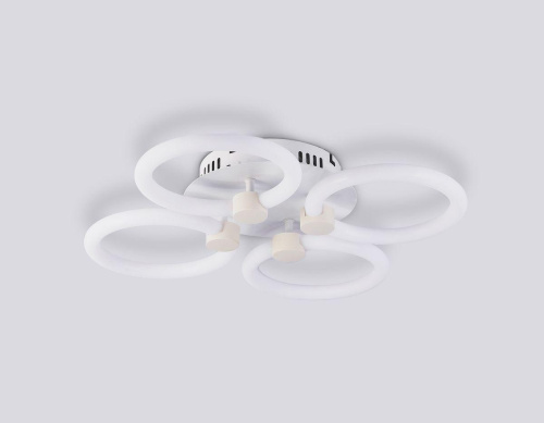 Потолочная светодиодная люстра Ambrella light Acrylica Original FA3808 Потолочная светодиодная люстра Ambrella light Acrylica Original FA3808