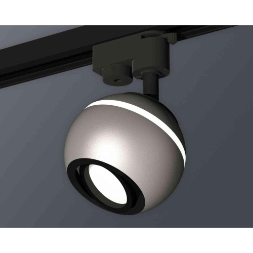 Комплект трекового светильника Ambrella light Track System XT1103001 SSL/PBK серебро песок/черный полированный (A2521, C1103, N7002) Комплект трекового светильника Ambrella light Track System XT1103001 SSL/PBK серебро песок/черный полированный (A2521, C1103, N7002)