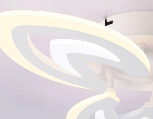 Потолочная светодиодная люстра Ambrella light Acrylica Original FA4545 Потолочная светодиодная люстра Ambrella light Acrylica Original FA4545
