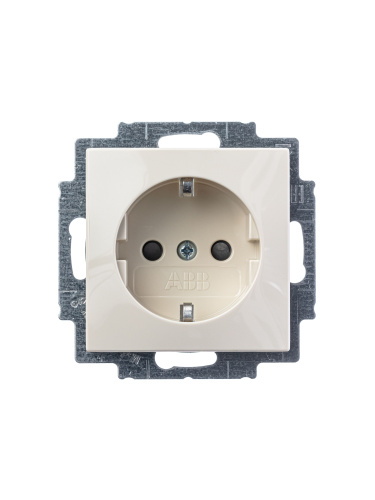 Розетка ABB Basic55 Schuko с/з 16A 250V со шторками безвинтовой зажим слоновая кость 2CKA002013A5279
