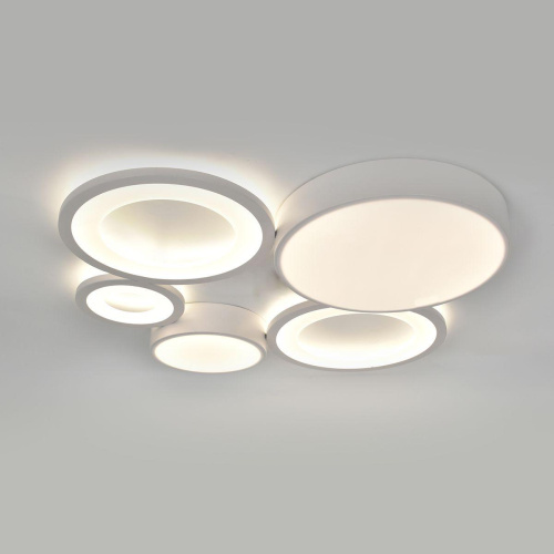 Потолочный светодиодный светильник Escada Streamline 10286/5LED Потолочный светодиодный светильник Escada Streamline 10286/5LED