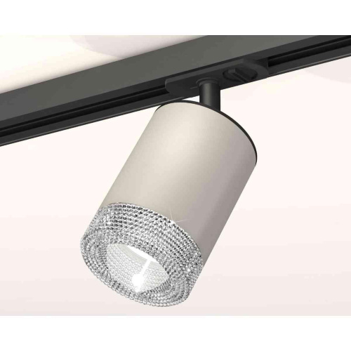 Комплект трекового светильника Ambrella light Track System XT7423010 SGR/CL/SBK серый песок/прозрачный/черный песок (A2537, C7423, N7191) Комплект трекового светильника Ambrella light Track System XT7423010 SGR/CL/SBK серый песок/прозрачный/черный песок (A2537, C7423, N7191)