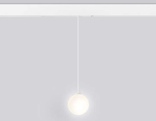 Трековый светодиодный светильник Ambrella Light Track System Magnetic 220V GL1441 Трековый светодиодный светильник Ambrella Light Track System Magnetic 220V GL1441