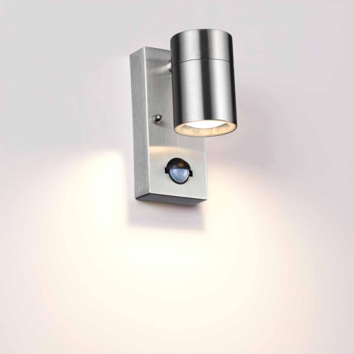 Уличный настенный светильник Odeon Light Motto 4388/1W Уличный настенный светильник Odeon Light Motto 4388/1W