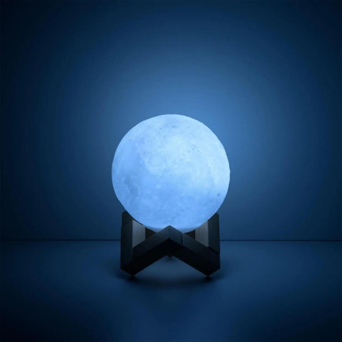 Настольный светодиодный ночник Gauss луна NN001 Настольный светодиодный ночник Gauss луна NN001