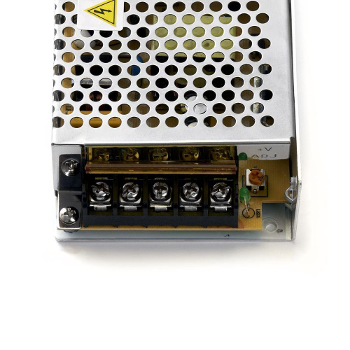 Блок питания для светодиодной ленты Feron LB002 12V 60W IP20 5A 41350 Блок питания для светодиодной ленты Feron LB002 12V 60W IP20 5A 41350