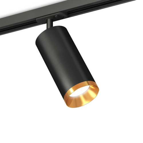 Комплект трекового светильника Ambrella light Track System XT (A2537, C7422, A2011, C7402, N7034) XT7402101 Комплект трекового светильника Ambrella light Track System XT (A2537, C7422, A2011, C7402, N7034) XT7402101