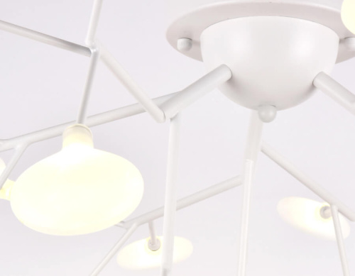 Потолочная люстра Ambrella light Traditional TR3011 Потолочная люстра Ambrella light Traditional TR3011