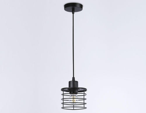 Подвесной светильник Ambrella light Traditional TR8068 Подвесной светильник Ambrella light Traditional TR8068
