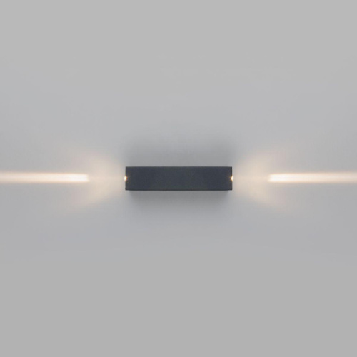 Уличный настенный светодиодный светильник Elektrostandard Blaze 35136/W серый a057051
