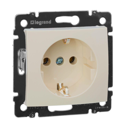 Розетка 2К+3 Legrand Valena 16A 250V с/з винтовой зажим слоновая кость 774320 Розетка 2К+3 Legrand Valena 16A 250V с/з винтовой зажим слоновая кость 774320