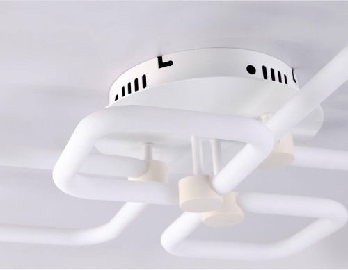 Потолочная светодиодная люстра Ambrella light Acrylica Original FA3822 Потолочная светодиодная люстра Ambrella light Acrylica Original FA3822