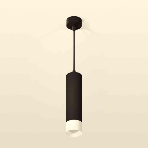 Комплект подвесного светильника Ambrella light Techno Spot XP6356005 SBK/FR черный песок/белый матовый (A2302,C6356,N6252) Комплект подвесного светильника Ambrella light Techno Spot XP6356005 SBK/FR черный песок/белый матовый (A2302,C6356,N6252)