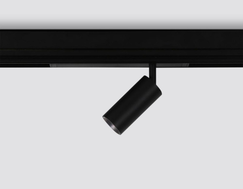 Трековый светодиодный светильник Ambrella Light Track System Magnetic 220V GL1212 Трековый светодиодный светильник Ambrella Light Track System Magnetic 220V GL1212