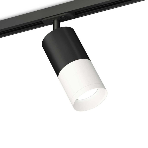 Комплект трекового светильника Ambrella light Track System XT (A2537, C7422, A2011, C7401, N7030) XT7401100 Комплект трекового светильника Ambrella light Track System XT (A2537, C7422, A2011, C7401, N7030) XT7401100