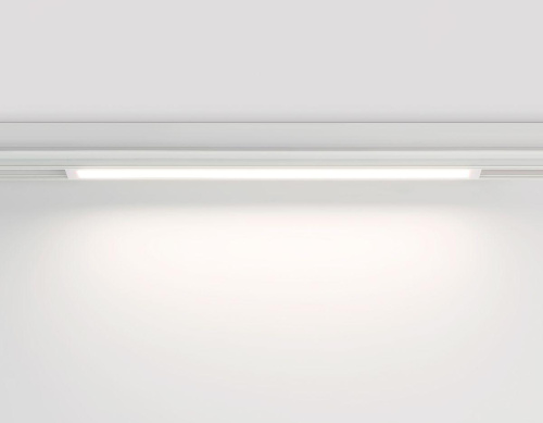 Трековый светодиодный светильник Ambrella Light Track System Magnetic 220V GL1281 Трековый светодиодный светильник Ambrella Light Track System Magnetic 220V GL1281