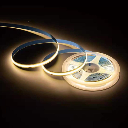 Светодиодная лента Apeyron 14W/m 512Led/m COB теплый белый 5M 00-360 Светодиодная лента Apeyron 14W/m 512Led/m COB теплый белый 5M 00-360