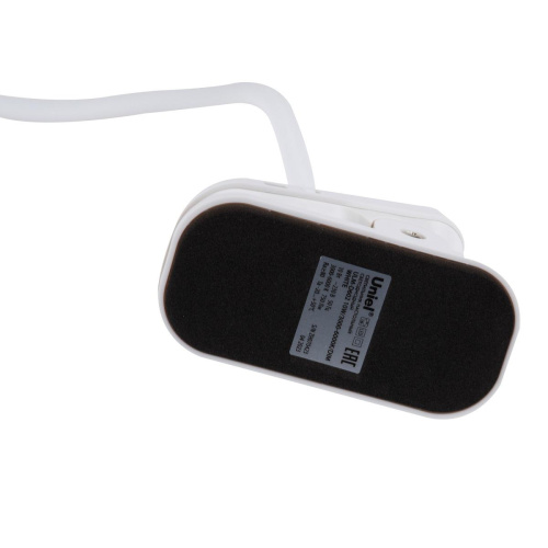 Настольная светодиодная лампа на прищепке Uniel ULM-D602 10W/3000-6000K/DIM White UL-00011095 Настольная светодиодная лампа на прищепке Uniel ULM-D602 10W/3000-6000K/DIM White UL-00011095