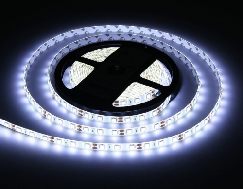 Светодиодная влагозащищенная лента Ambrella Light 14,4W/m 60LED/m 5050SMD холодный белый 5M GS2103 Светодиодная влагозащищенная лента Ambrella Light 14,4W/m 60LED/m 5050SMD холодный белый 5M GS2103