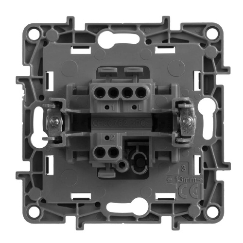 Переключатель одноклавишный Legrand Etika 10A 250V алюминий 672405 Переключатель одноклавишный Legrand Etika 10A 250V алюминий 672405