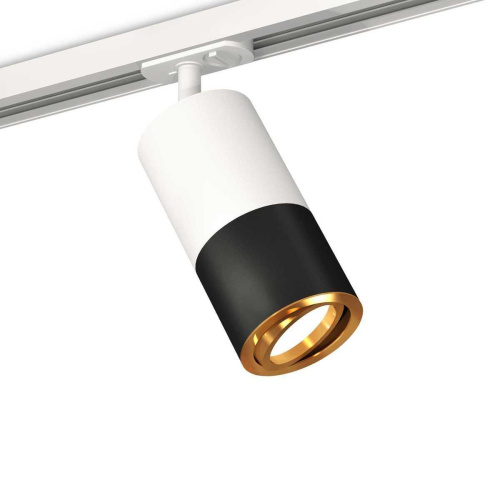 Комплект трекового светильника Ambrella light Track System XT (A2536, C7421, A2011, C7402, N7004) XT7402081 Комплект трекового светильника Ambrella light Track System XT (A2536, C7421, A2011, C7402, N7004) XT7402081
