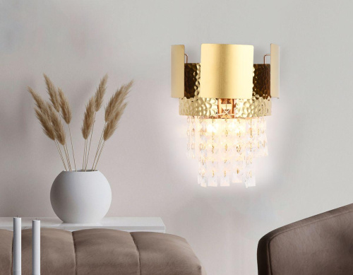 Настенный светильник Ambrella light Traditional TR5252 Настенный светильник Ambrella light Traditional TR5252