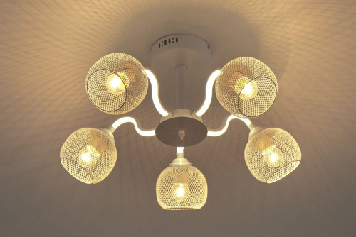 Потолочная люстра Escada 10238/5LED Потолочная люстра Escada 10238/5LED