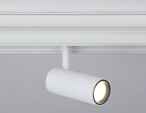 Трековый светодиодный светильник Ambrella light Track System Magnetic GL3810 Трековый светодиодный светильник Ambrella light Track System Magnetic GL3810