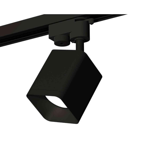 Комплект трекового светильника Ambrella light Track System XT7813001 SBK черный песок (A2521, C7813, N7702) Комплект трекового светильника Ambrella light Track System XT7813001 SBK черный песок (A2521, C7813, N7702)