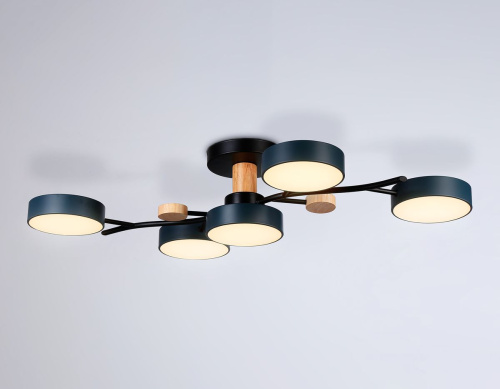 Потолочная светодиодная люстра Ambrella light Comfort LineTech FL4835 Потолочная светодиодная люстра Ambrella light Comfort LineTech FL4835