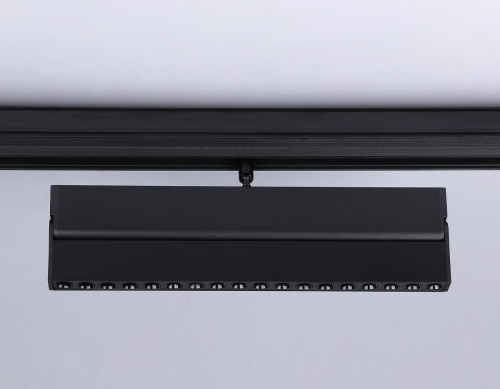 Трековый светодиодный светильник Ambrella light Track System Magnetic GL4081 Трековый светодиодный светильник Ambrella light Track System Magnetic GL4081