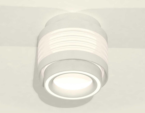 Комплект накладного светильника Ambrella light Techno Spot XS (C8431, N8433) XS8431002 Комплект накладного светильника Ambrella light Techno Spot XS (C8431, N8433) XS8431002
