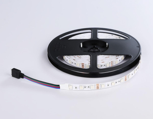 Светодиодная лента Ambrella Light 14,4W/m 60LED/m 5050SMD RGB 5M GS2402 Светодиодная лента Ambrella Light 14,4W/m 60LED/m 5050SMD RGB 5M GS2402
