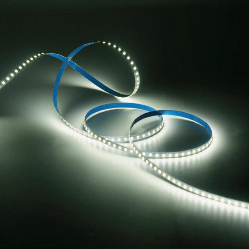 Светодиодная лента Gauss 14,4W/m 120LED/m 2835SMD теплый белый 5M BT084 Светодиодная лента Gauss 14,4W/m 120LED/m 2835SMD теплый белый 5M BT084