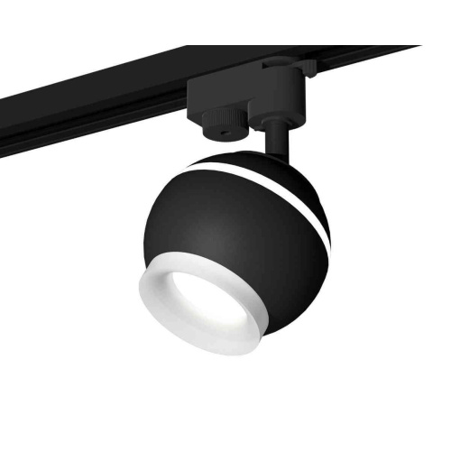 Комплект трекового светильника Ambrella light Track System XT1102071 SBK/FR черный песок/белый матовый (A2521, C1102, N7165) Комплект трекового светильника Ambrella light Track System XT1102071 SBK/FR черный песок/белый матовый (A2521, C1102, N7165)