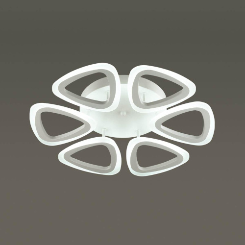Потолочная светодиодная люстра Lumion Mieko 4524/84CL Потолочная светодиодная люстра Lumion Mieko 4524/84CL