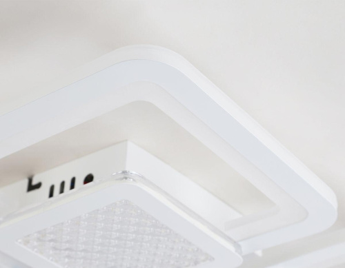 Потолочная светодиодная люстра Ambrella light Acrylica Original FA4283 Потолочная светодиодная люстра Ambrella light Acrylica Original FA4283