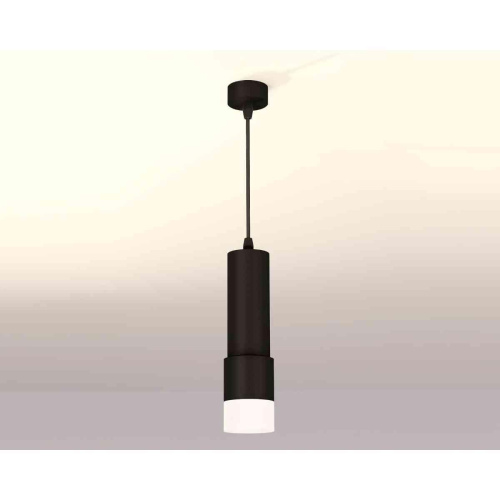 Комплект подвесного светильника Ambrella light Techno Spot XP7402020 SBK/FR черный песок/белый матовый (A2302, C6343, A2030, C7402, N7170) Комплект подвесного светильника Ambrella light Techno Spot XP7402020 SBK/FR черный песок/белый матовый (A2302, C6343, A2030, C7402, N7170)