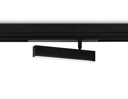 Трековый светодиодный светильник Ambrella Light Track System Magnetic 220V GL1322 Трековый светодиодный светильник Ambrella Light Track System Magnetic 220V GL1322