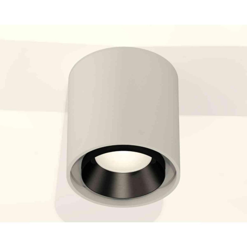 Комплект накладного светильника Ambrella light Techno Spot XS7724002 SGR/PBK серый песок/черный полированный (C7724, N7031) Комплект накладного светильника Ambrella light Techno Spot XS7724002 SGR/PBK серый песок/черный полированный (C7724, N7031)