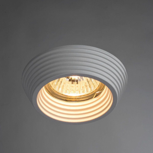 Встраиваемый светильник Arte Lamp Cromo A1058PL-1WH Встраиваемый светильник Arte Lamp Cromo A1058PL-1WH