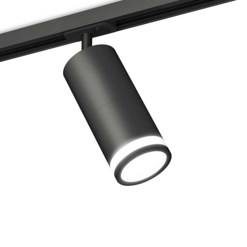 Комплект трекового светильника Ambrella light Track System XT (A2537, C7422, A2011, C7402, N7121) XT7402110 Комплект трекового светильника Ambrella light Track System XT (A2537, C7422, A2011, C7402, N7121) XT7402110