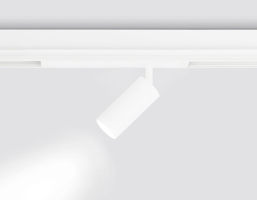 Трековый светодиодный светильник Ambrella Light Track System Magnetic 220V GL1211 Трековый светодиодный светильник Ambrella Light Track System Magnetic 220V GL1211