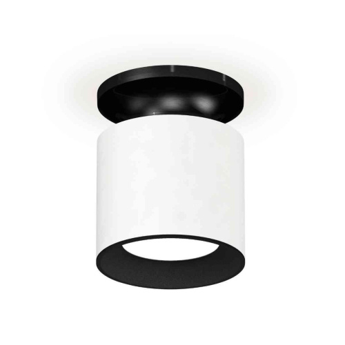 Комплект накладного светильника Ambrella light Techno Spot XS7401080 SWH/PBK/SBK белый песок/черный полированный/черный песок (N7926, C7401, N7021) Комплект накладного светильника Ambrella light Techno Spot XS7401080 SWH/PBK/SBK белый песок/черный полированный/черный песок (N7926, C7401, N7021)