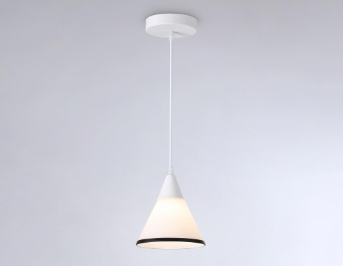 Подвесной светильник Ambrella light Traditional Modern TR3166 Подвесной светильник Ambrella light Traditional Modern TR3166
